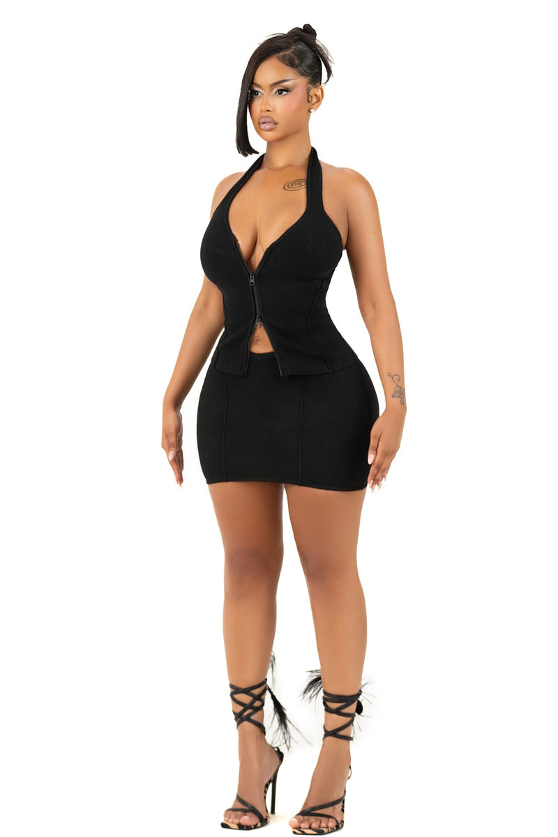 【WOOHWA】HALTER DRAPE OPS VATO HALTER ZIP TOP – YAGI WRLD